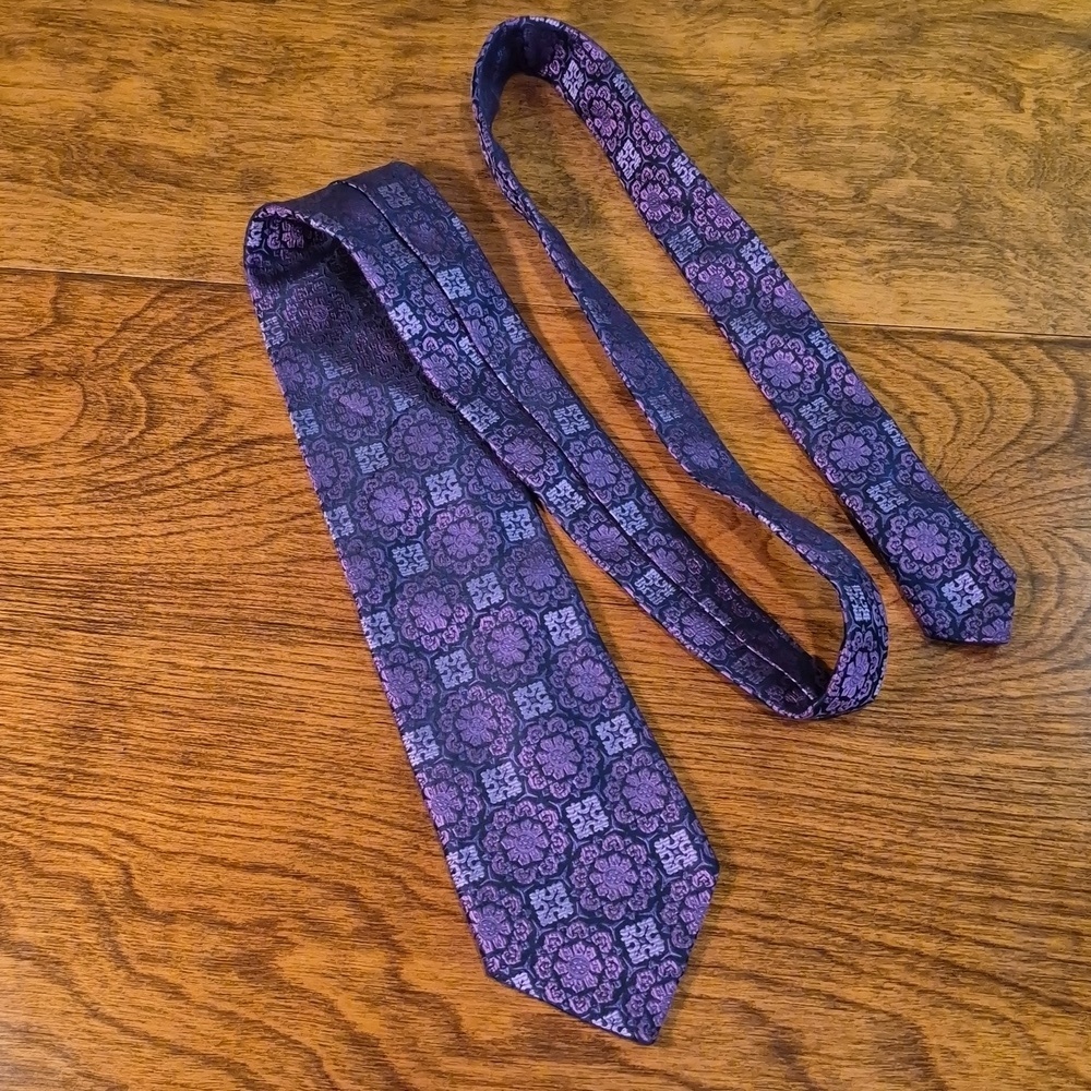 HARRY ROSEN X TINO COSMA Men's  Geometric Floral Patterned Silk Tie Italy